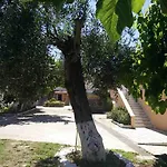 Kalypso Apartahotel 2*