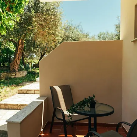 Aparthotel Kalypso Studio Resorts 2*